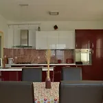 Apartment Lorenco *