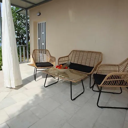 Lorenco Apartament *